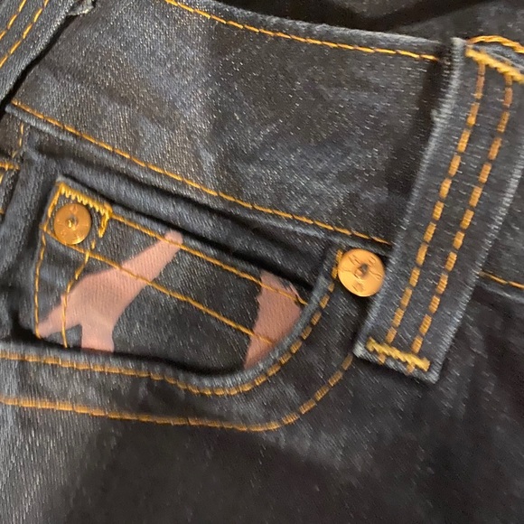 Women’s true religion jeans - Picture 2 of 4
